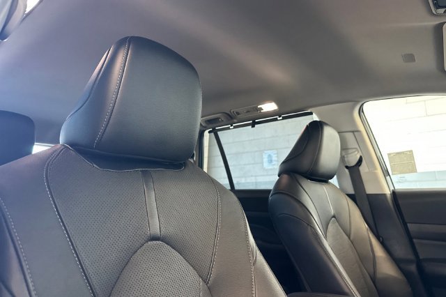Used 2024 Toyota Grand Highlander AWD image 21