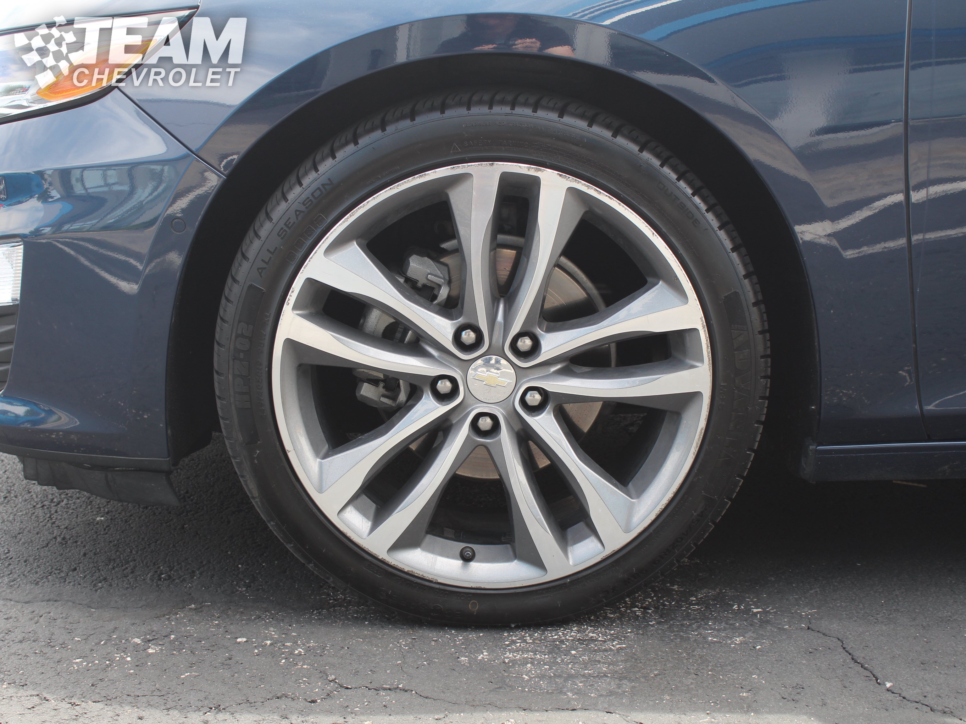 Used 2019 Chevrolet Malibu Premier w/ Sun and Wheel Package FWD image 34