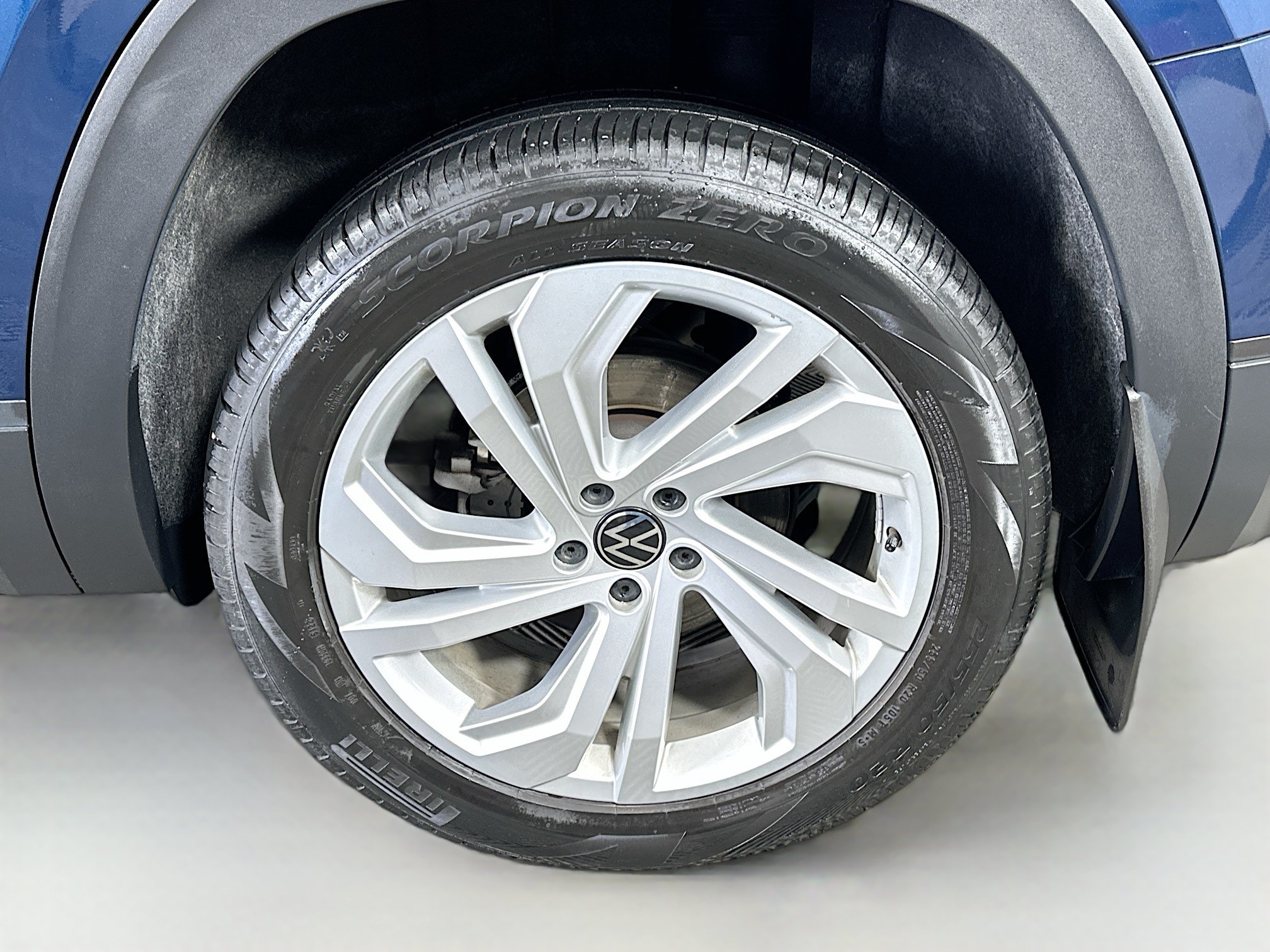 Used 2023 Volkswagen Atlas SE AWD/4WD image 30