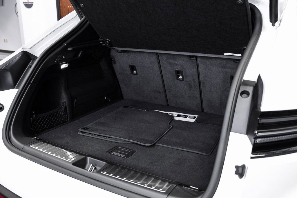 Used 2024 Porsche Macan 4 Electric image 50