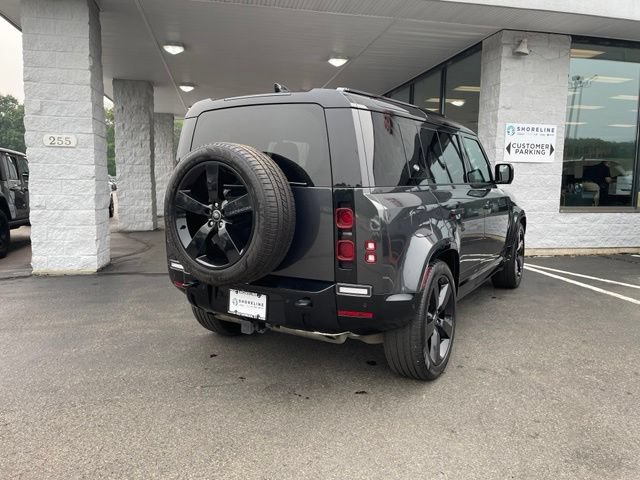 Used 2024 Land Rover Defender 110 X-Dynamic SE AWD/4WD image 5