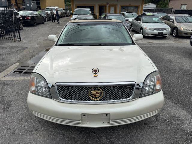 Used 2002 Cadillac De Ville Sedan w/ Comfort/Convenience Pkg image 2