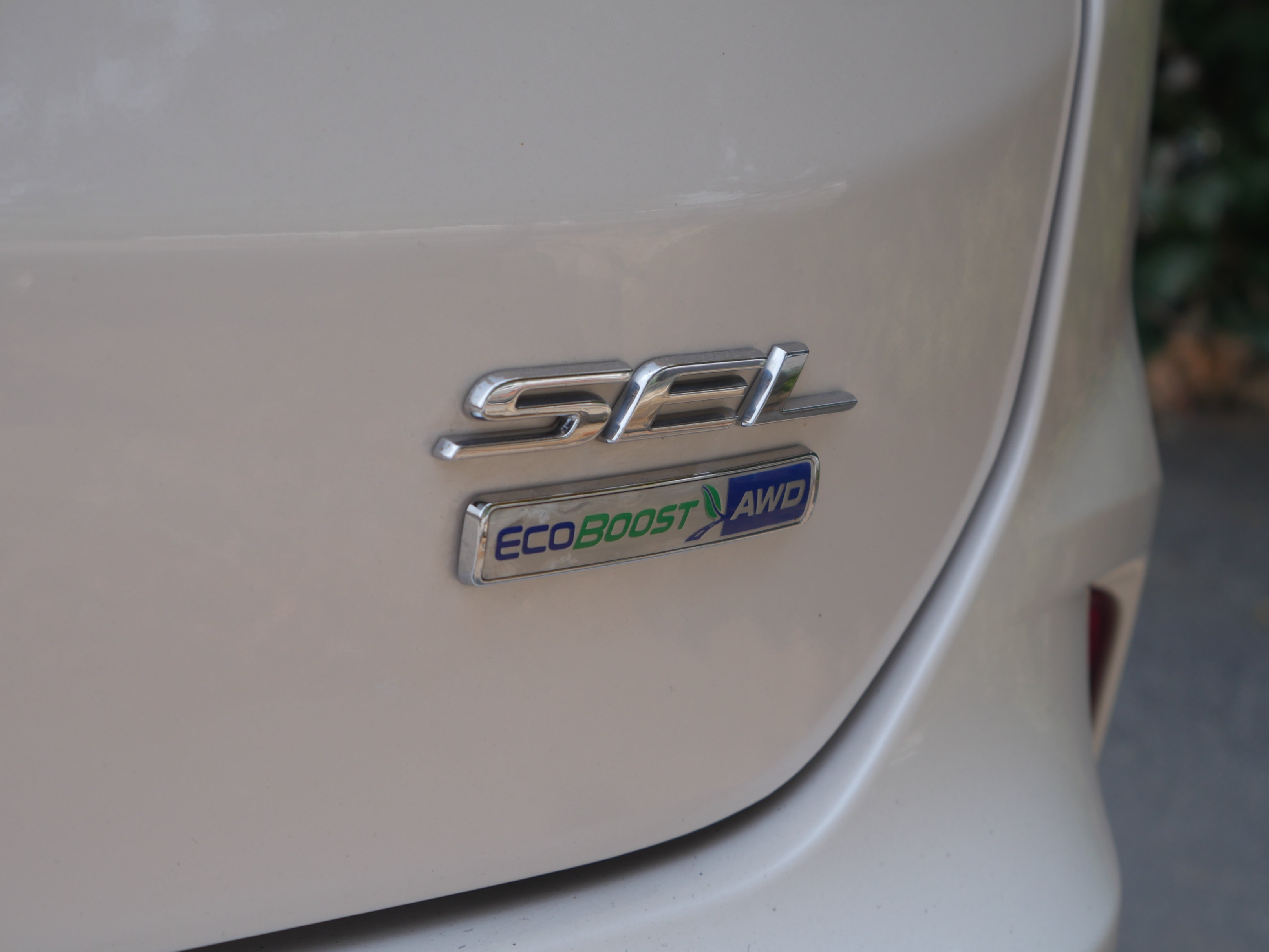 Used 2019 Ford Edge SEL w/ Equipment Group 201A AWD/4WD image 19