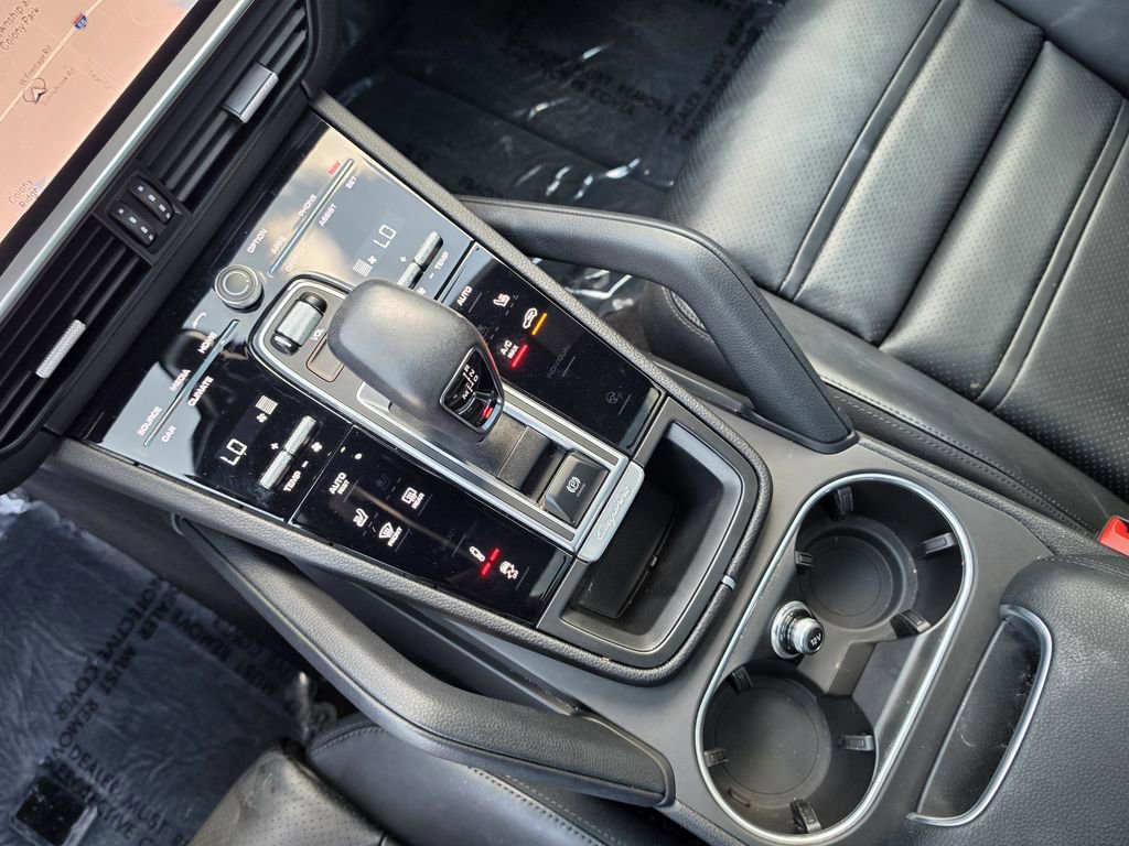 Certified 2023 Porsche Cayenne Coupe image 22
