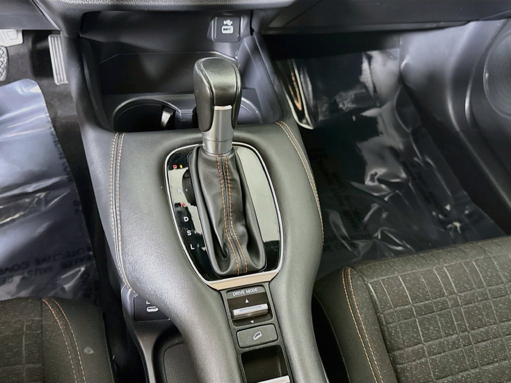 Used 2025 Honda HR-V Sport image 8