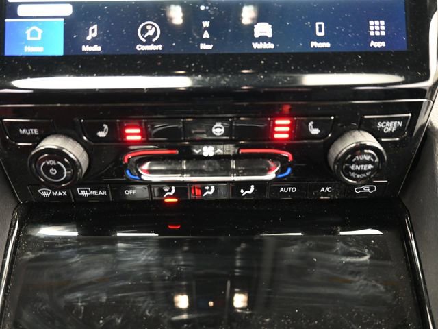 Used 2023 Jeep Grand Cherokee Limited image 17