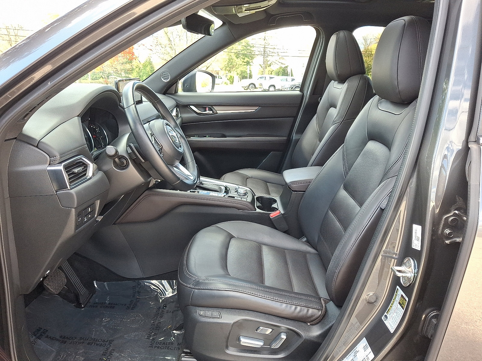 Used 2023 MAZDA CX-5 Signature image 13