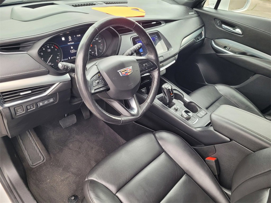 Used 2019 Cadillac XT4 Premium Luxury w/ Technology Package image 7