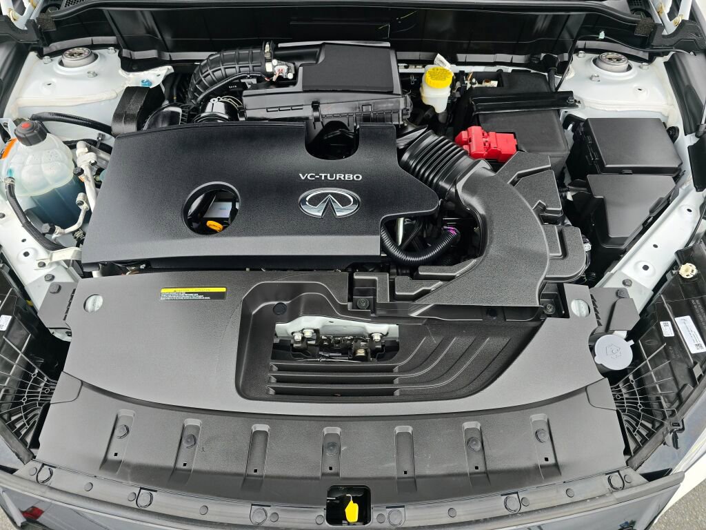 Used 2023 INFINITI QX50 Sport AWD/4WD image 9