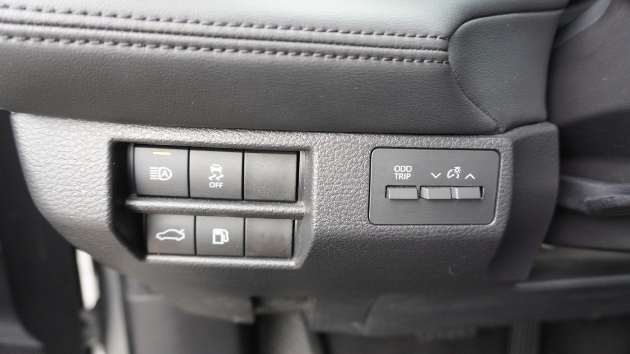 Used 2022 Toyota Avalon XLE FWD image 20