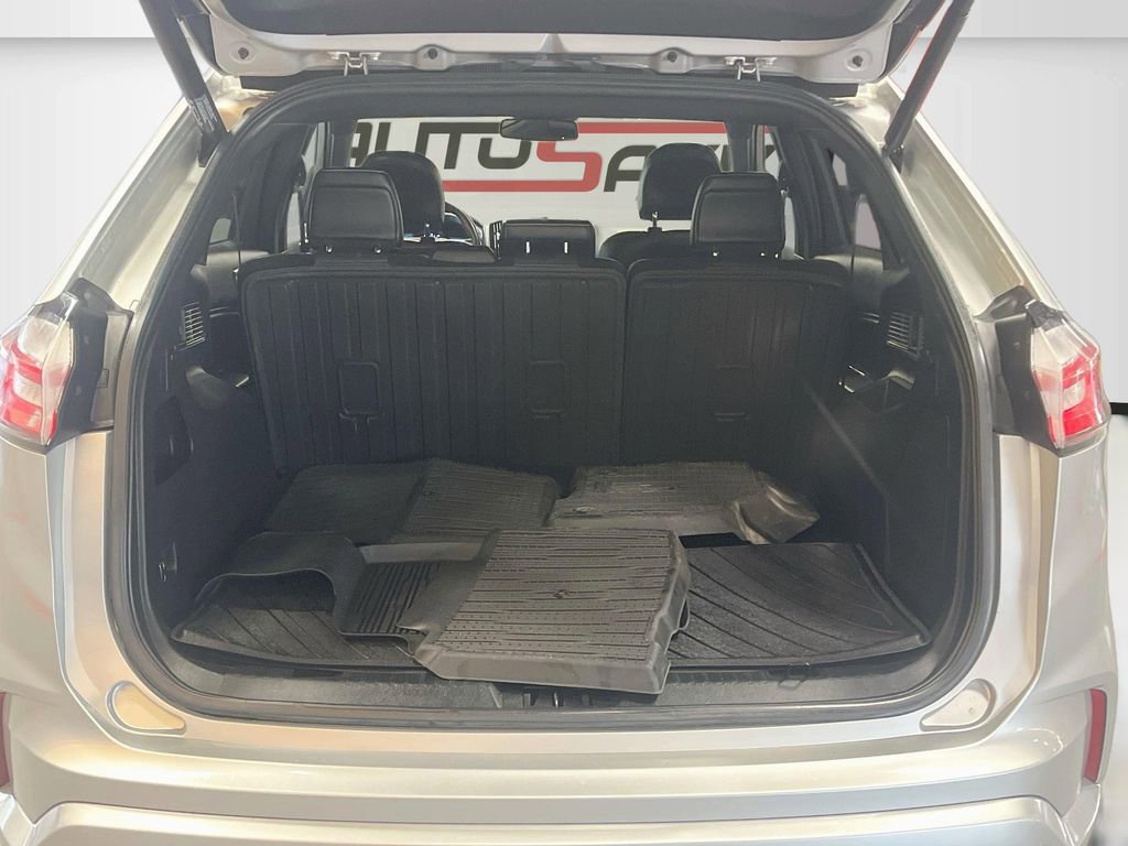 Used 2019 Ford Edge ST w/ Cold Weather Package AWD/4WD image 27