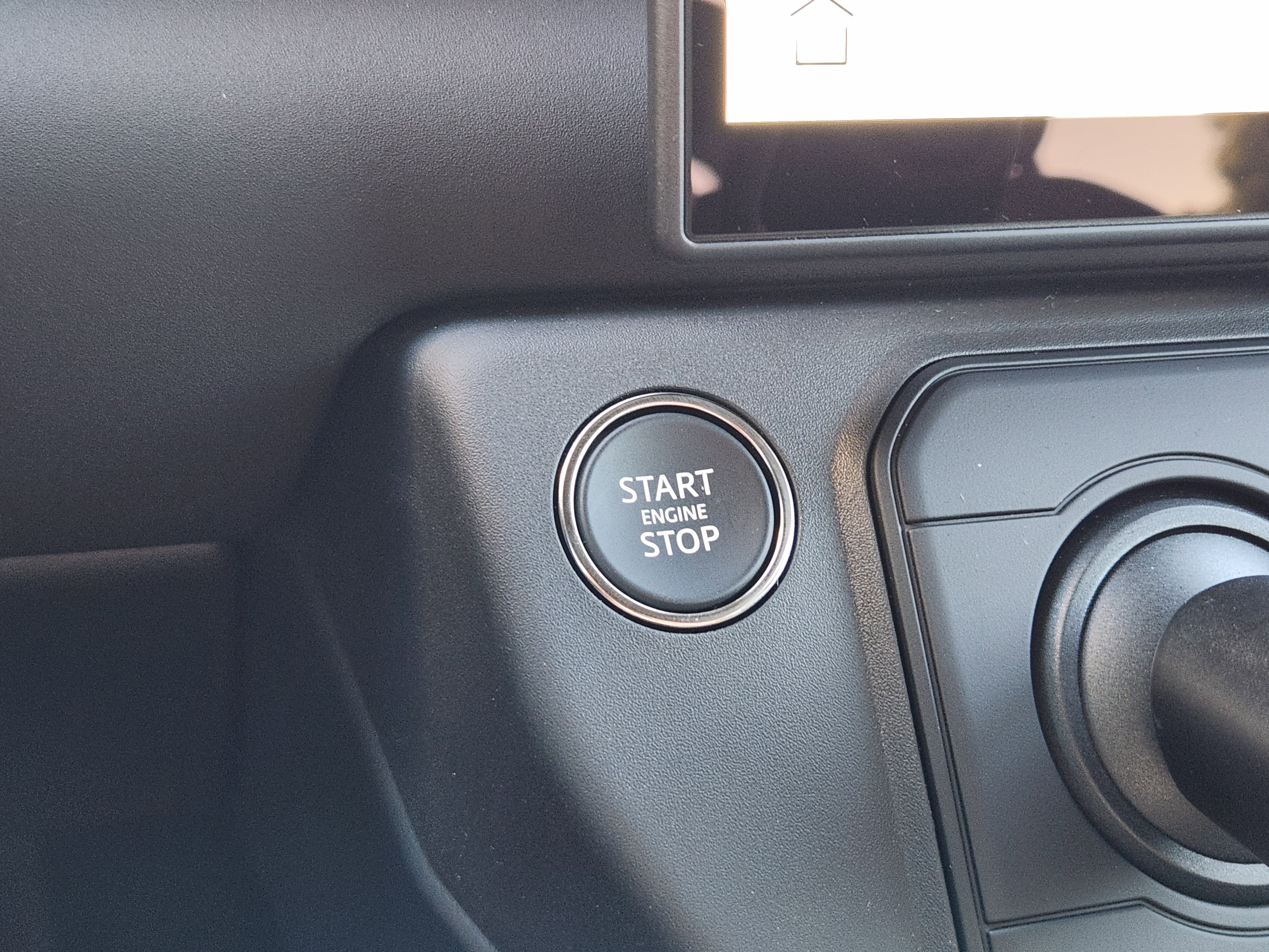 New 2026 Land Rover Defender 110 S image 19