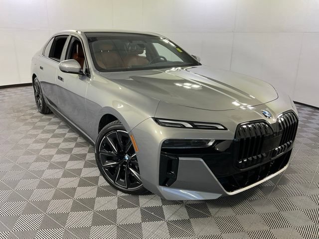 Certified 2023 BMW 760i xDrive AWD/4WD image 43