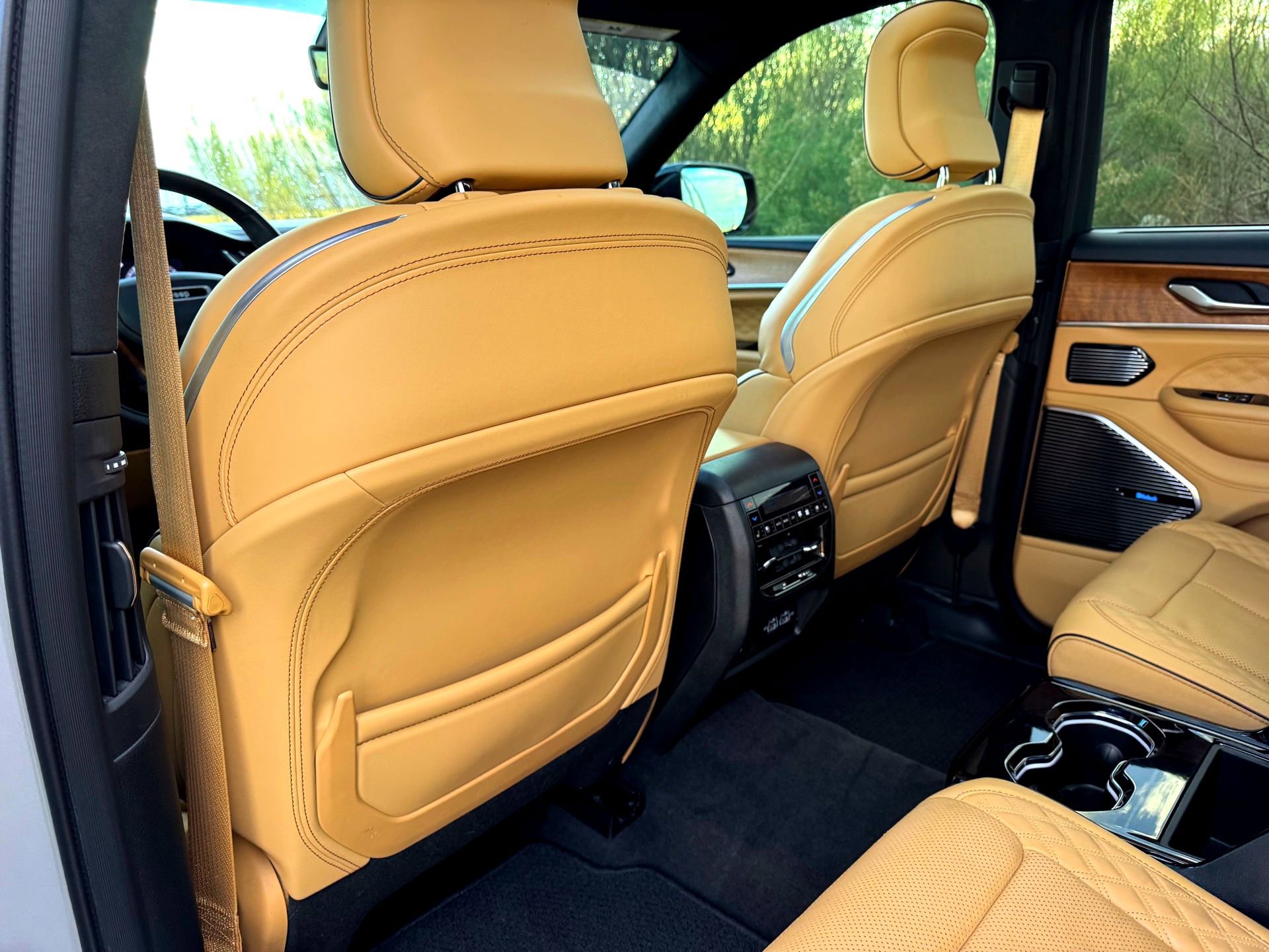 Used 2021 Jeep Grand Cherokee L Summit image 24