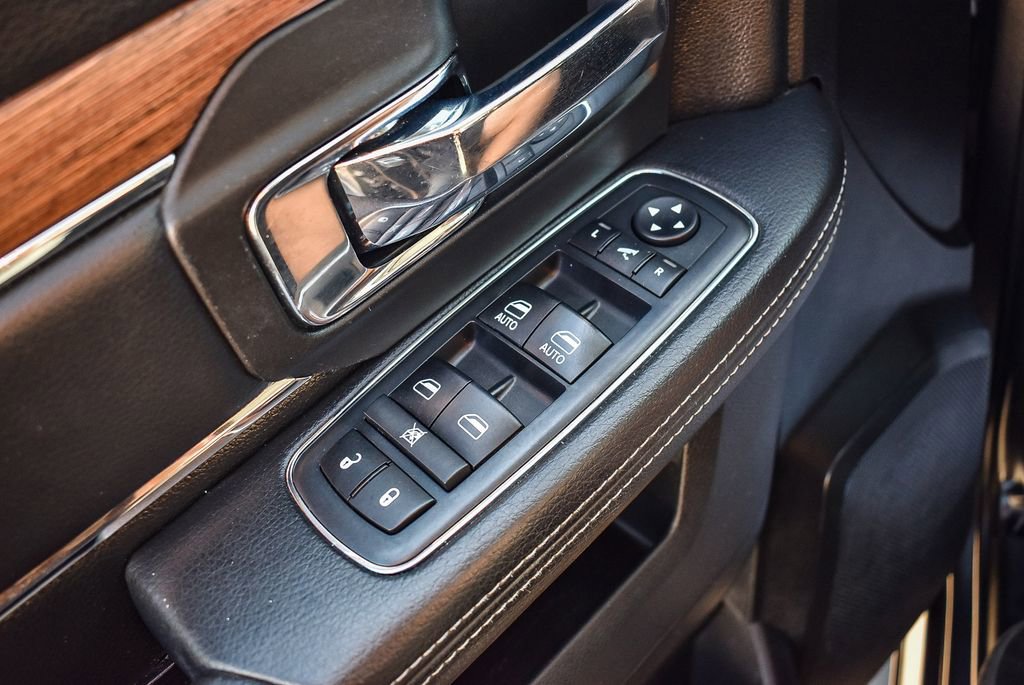 Used 2018 RAM 1500 Laramie w/ Convenience Group image 21