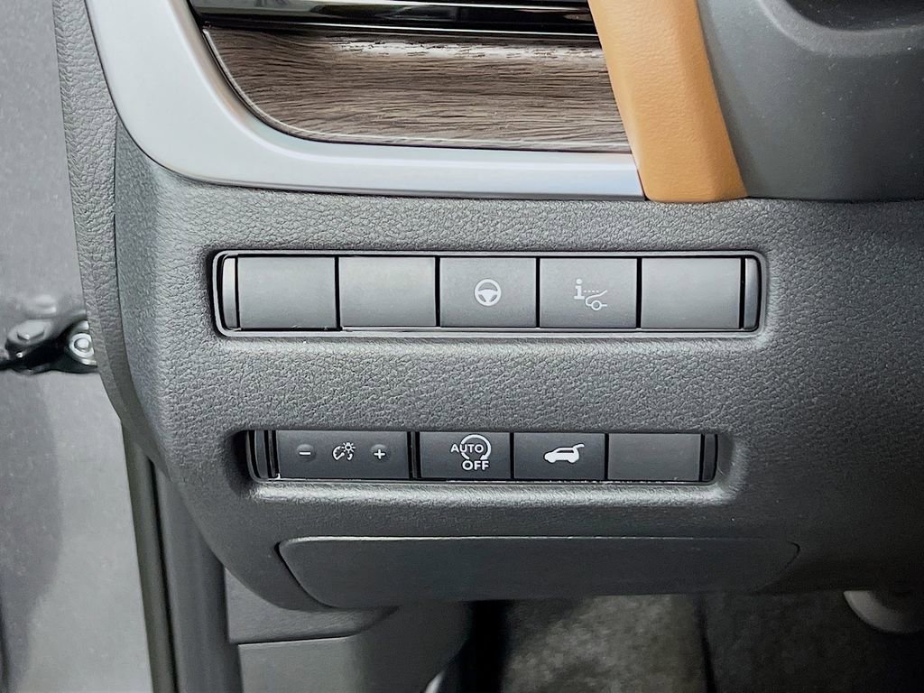 New 2026 Nissan Rogue Platinum AWD/4WD image 9