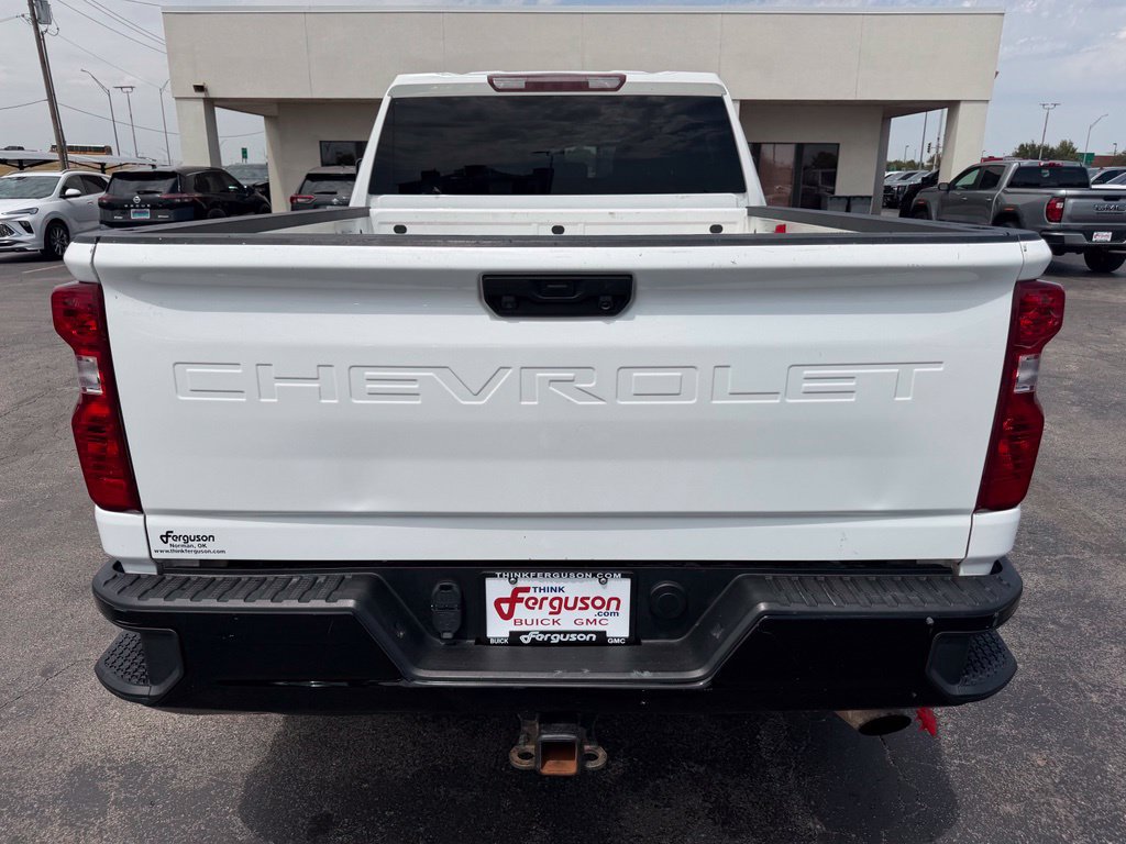 Used 2022 Chevrolet Silverado 2500 Custom w/ Custom Value Package AWD/4WD image 17