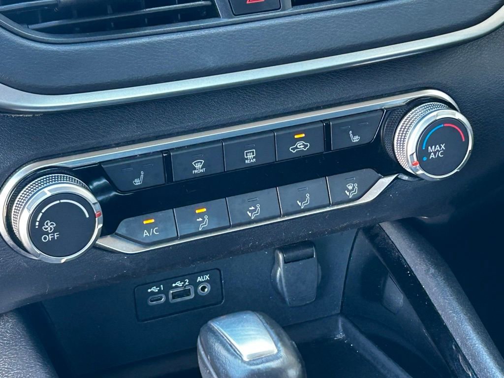 Used 2022 Nissan Altima 2.5 SV w/ SV Premium Package FWD image 24