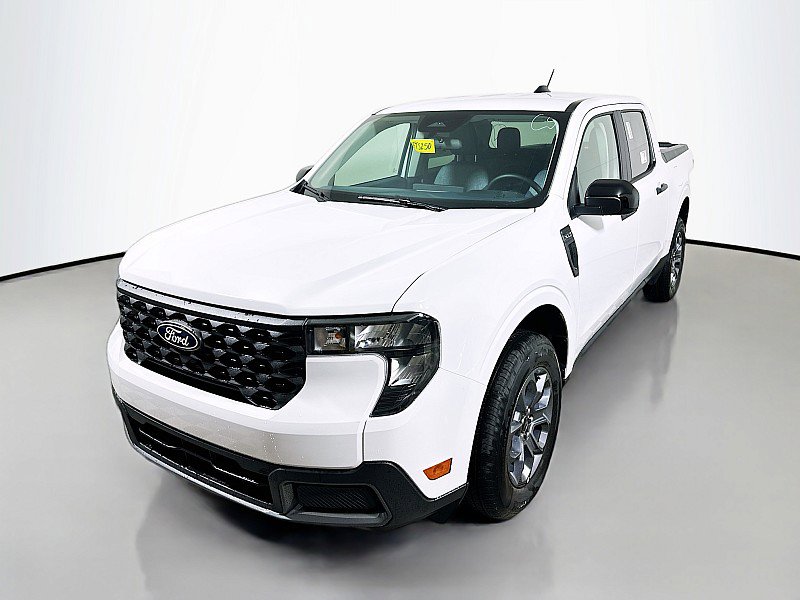 New 2025 Ford Maverick XLT w/ Equipment Group 301A image 3