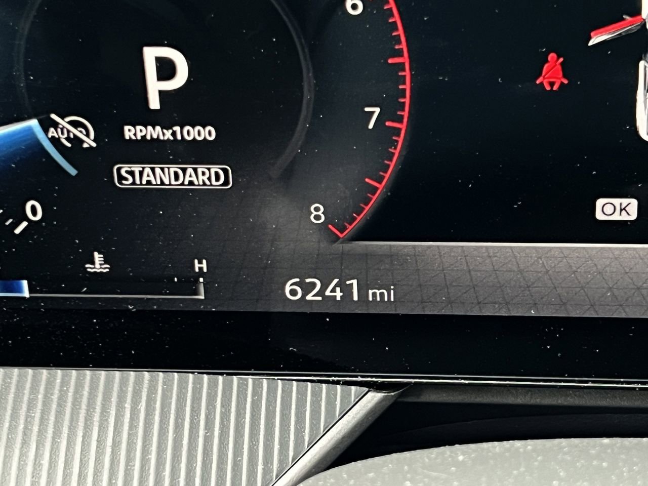 Certified 2025 Nissan Murano SV FWD image 6