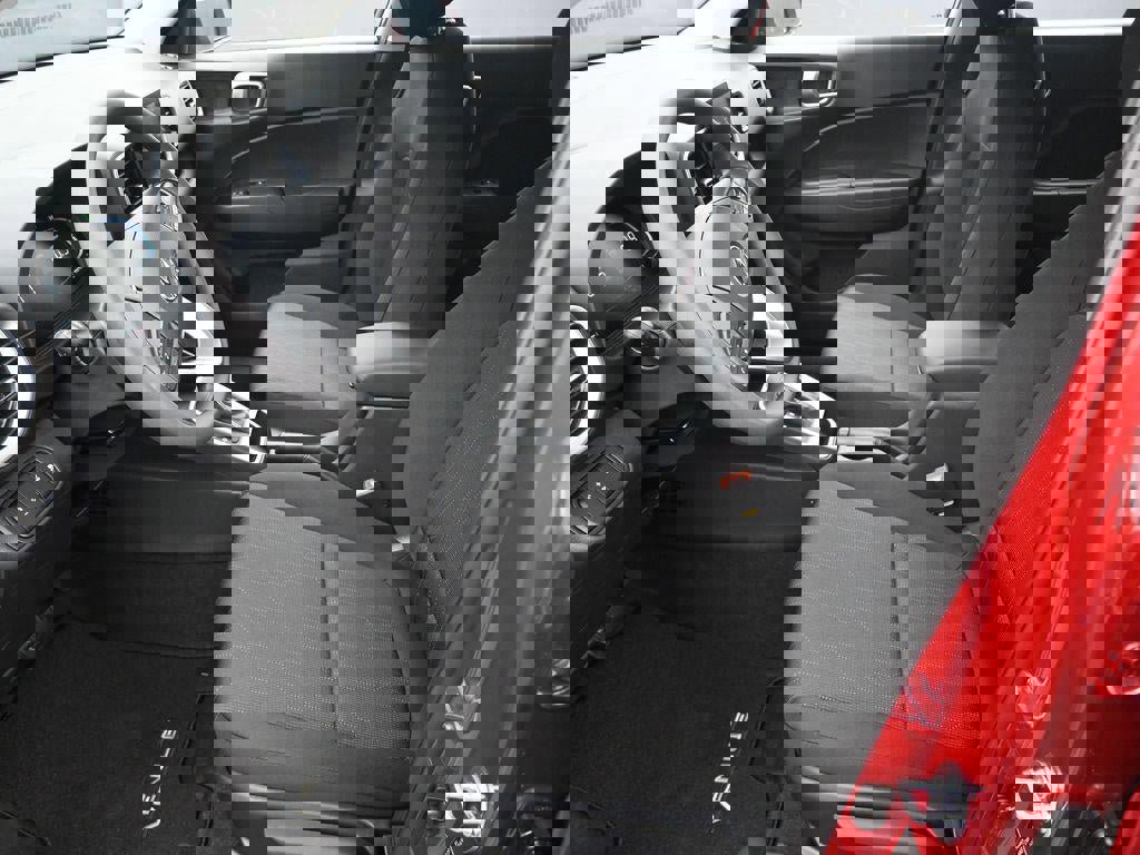 New 2026 Hyundai Venue SE image 9