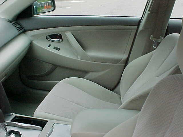 Used 2011 Toyota Camry LE w/ LE Extra-Value Pkg image 20
