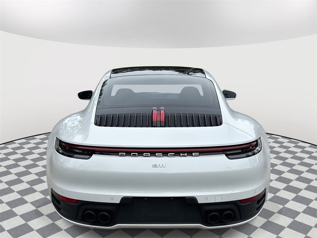 Used 2021 Porsche 911 Carrera image 4