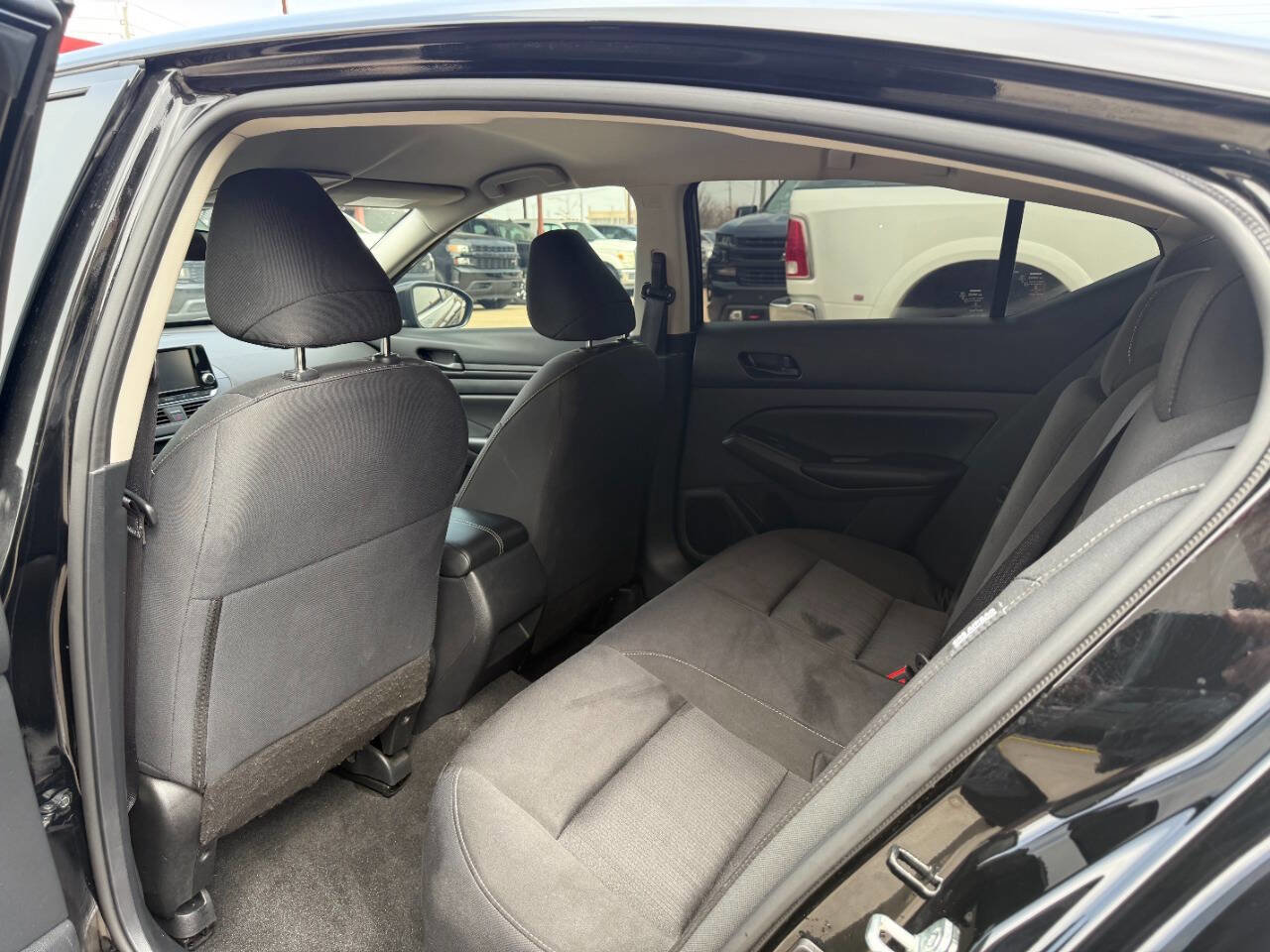 Used 2023 Nissan Altima 2.5 S image 8