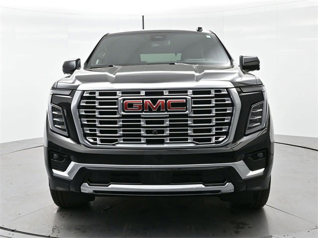 Used 2026 GMC Yukon Denali w/ Sun & Power Step Package image 2