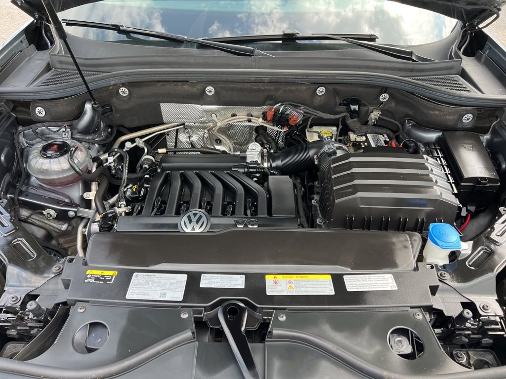 Used 2022 Volkswagen Atlas SEL Premium image 12