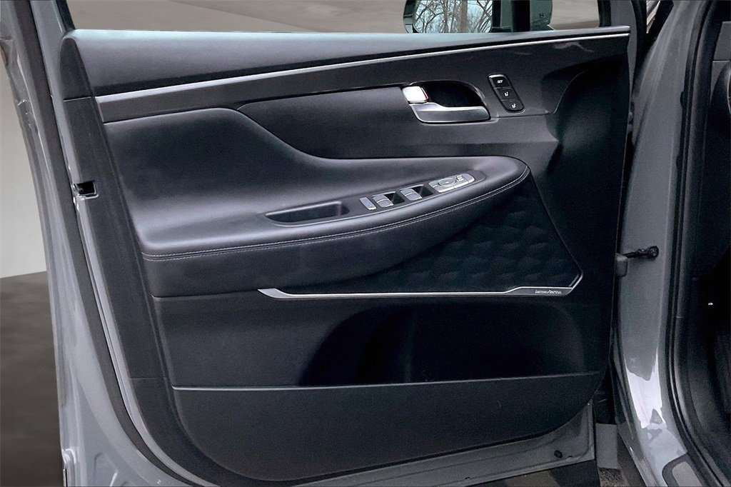 Used 2022 Hyundai Santa Fe Calligraphy image 19