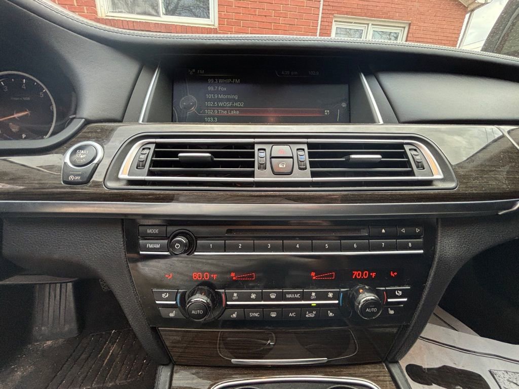 Used 2014 BMW 750Li 750Li w/ Executive Package image 12