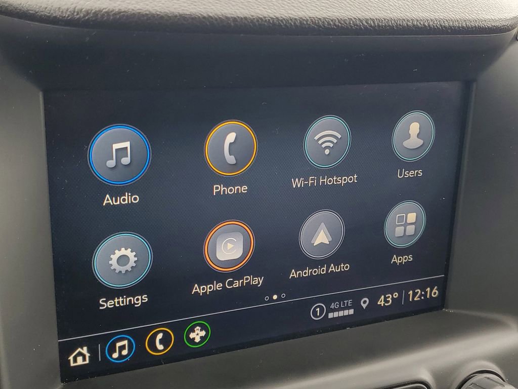 Used 2023 GMC Terrain SLT image 19