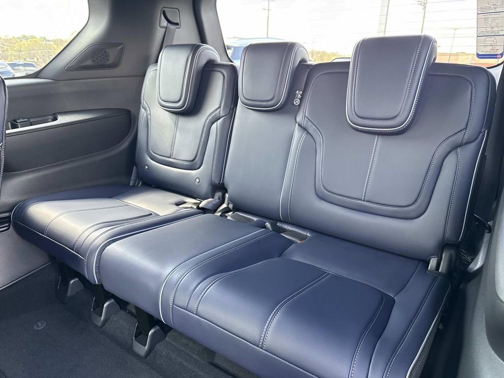 New 2026 INFINITI QX80 4WD image 19