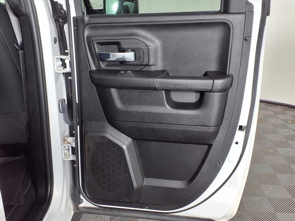 Used 2021 RAM 1500 Classic Warlock w/ Electronics Group image 10