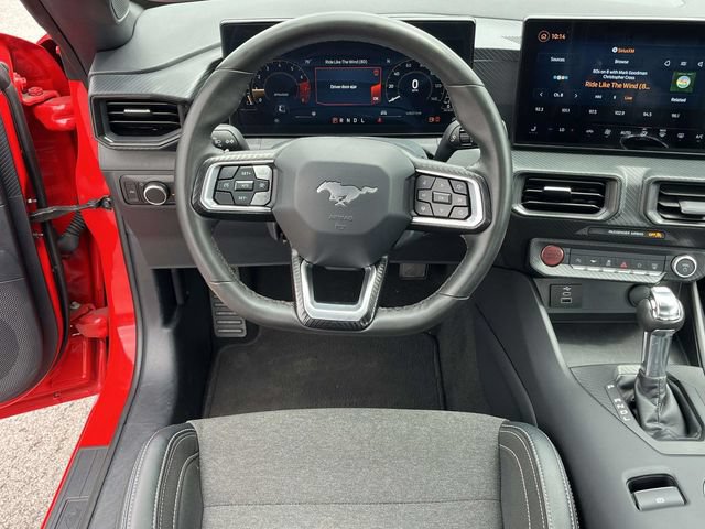 Used 2024 Ford Mustang Coupe RWD image 20