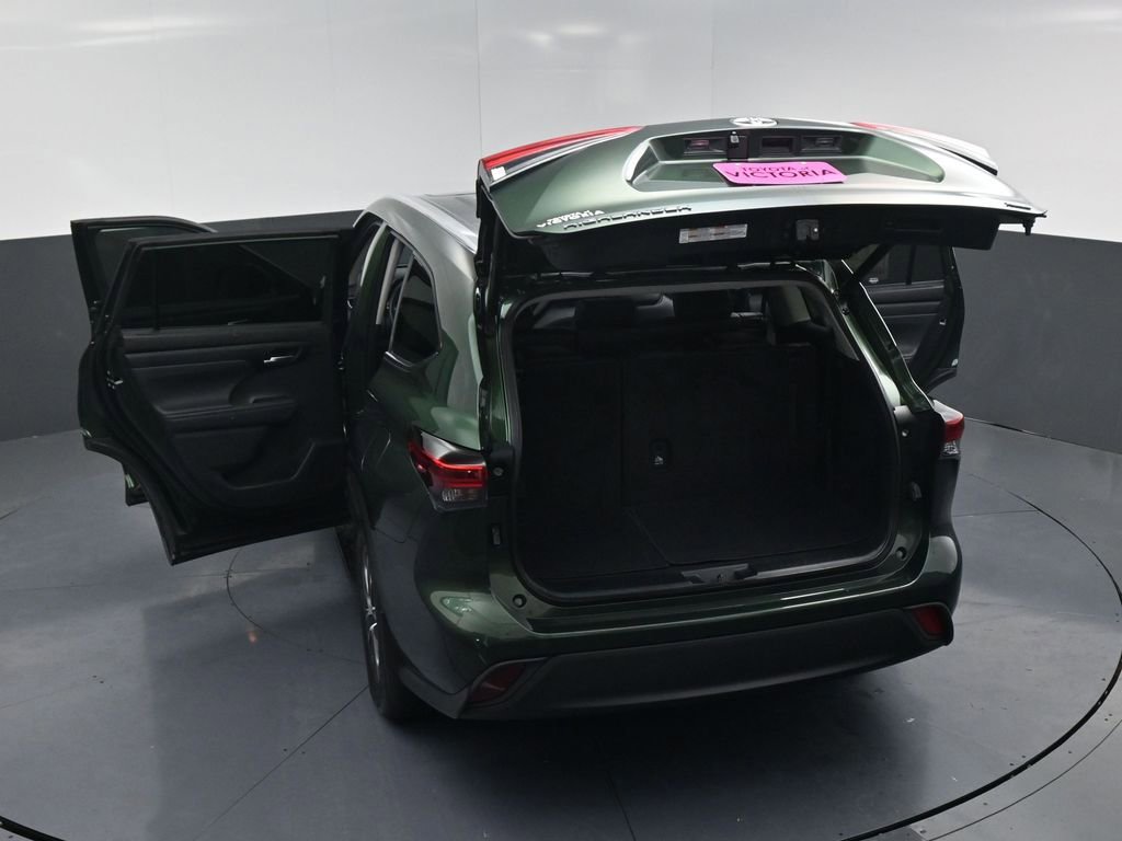 Used 2023 Toyota Highlander XLE image 20