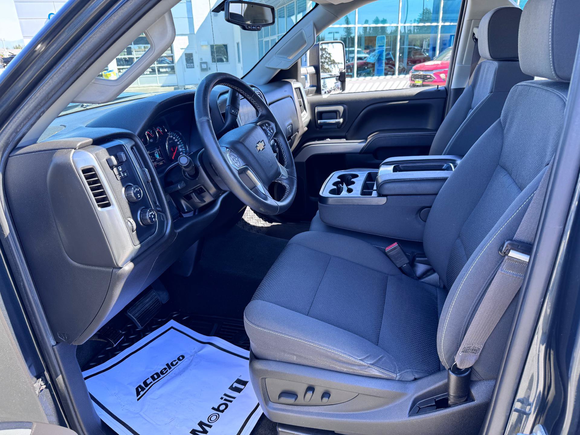 Used 2017 Chevrolet Silverado 2500 LT w/ LT Convenience Package AWD/4WD image 10