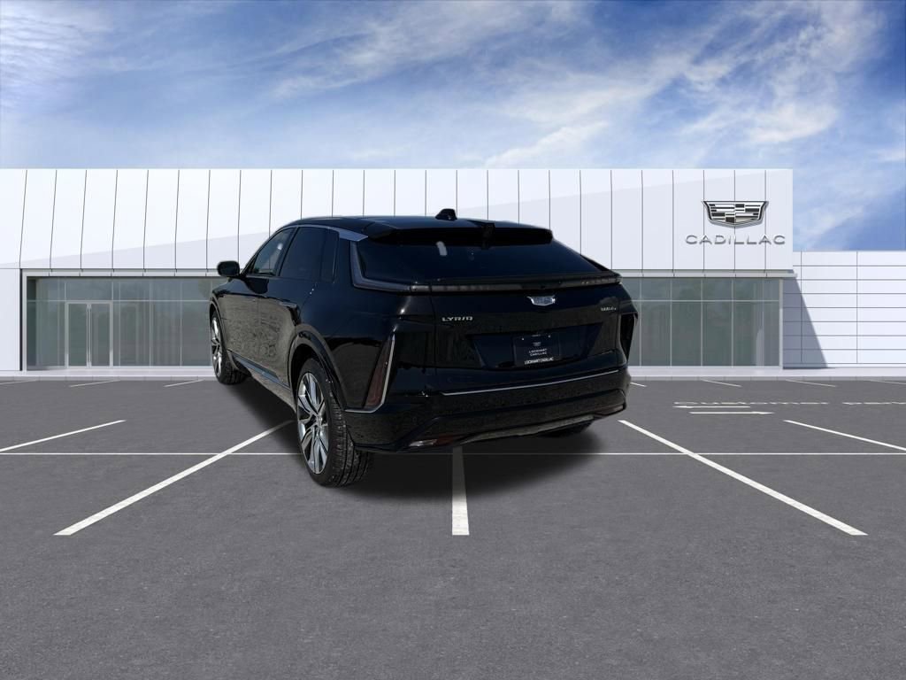 Certified 2025 Cadillac Lyriq Luxury AWD/4WD image 11