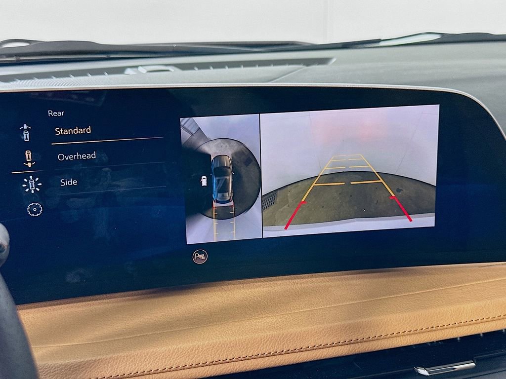 Used 2025 Cadillac XT4 Sport image 10