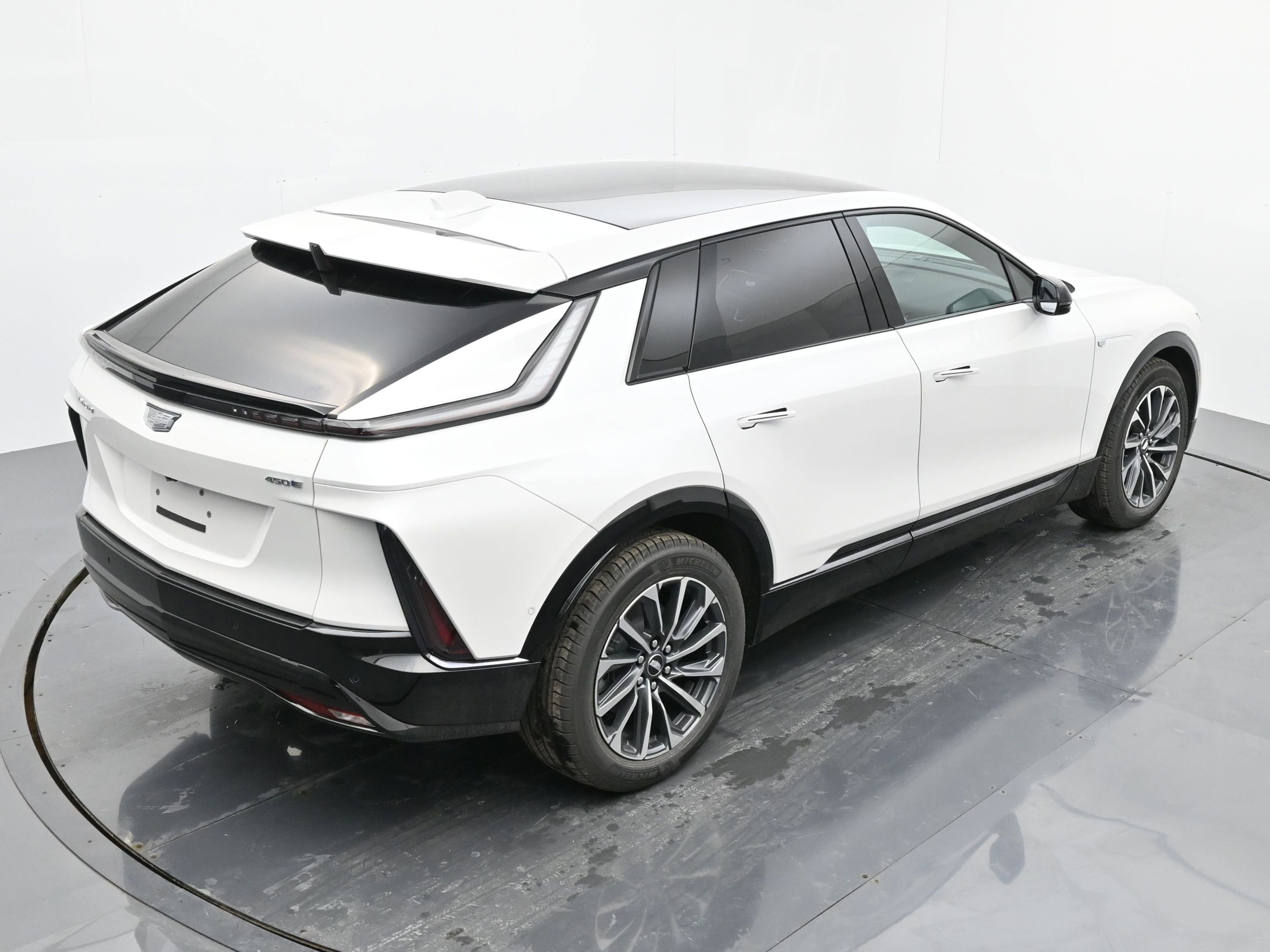 New 2025 Cadillac Lyriq Sport image 27