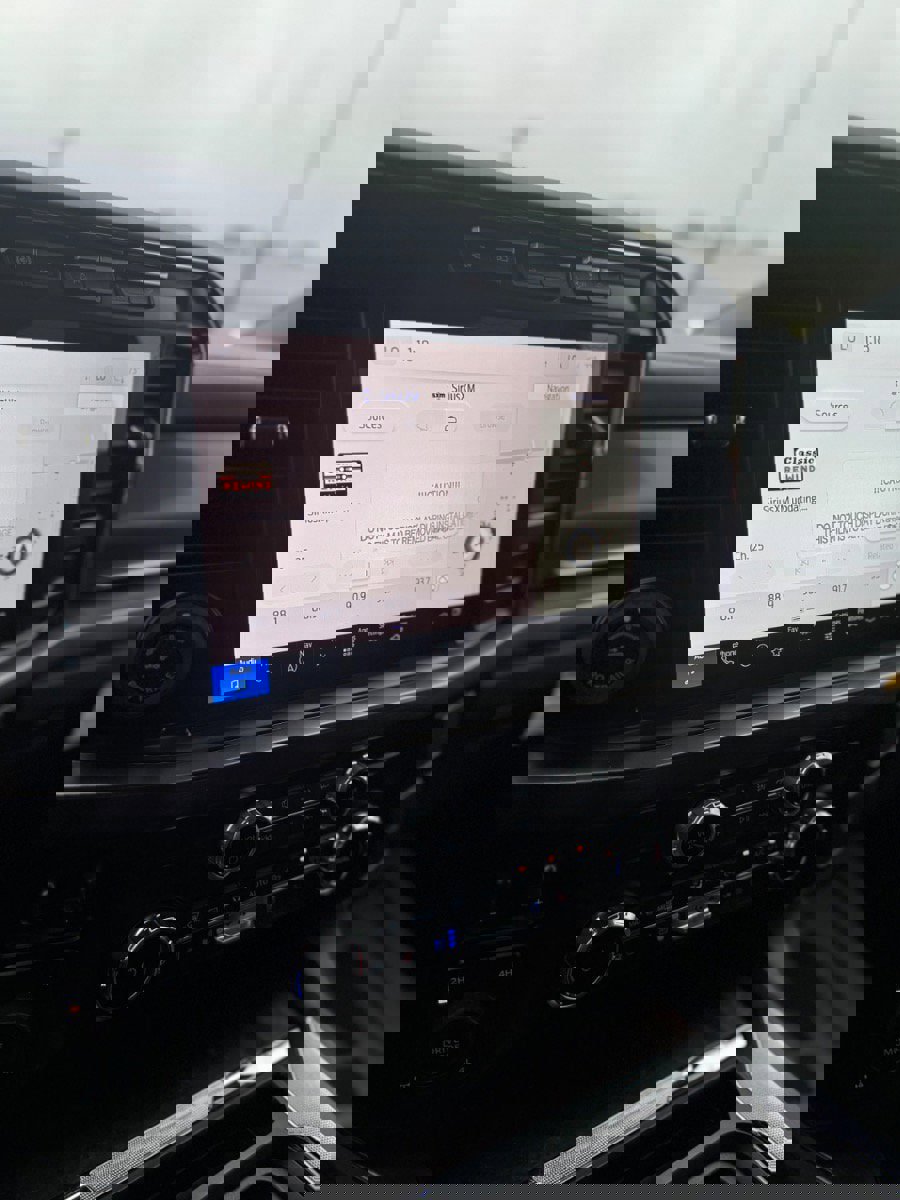 New 2023 Ford F250 Lariat w/ Lariat Ultimate Package image 42