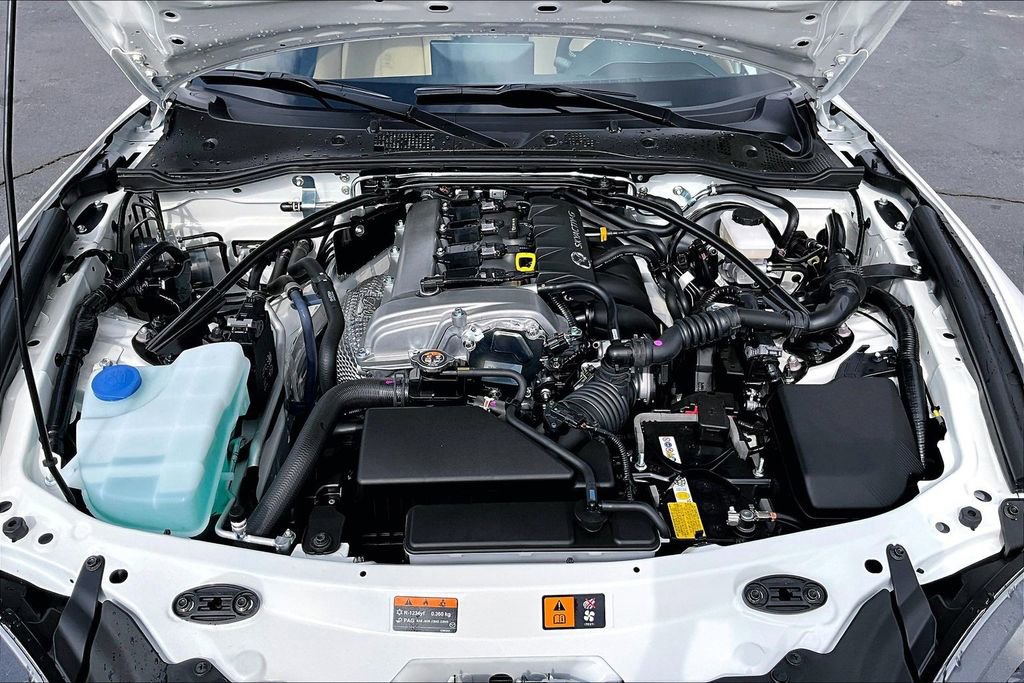 New 2026 MAZDA MX-5 Miata RF Grand Touring RWD image 14
