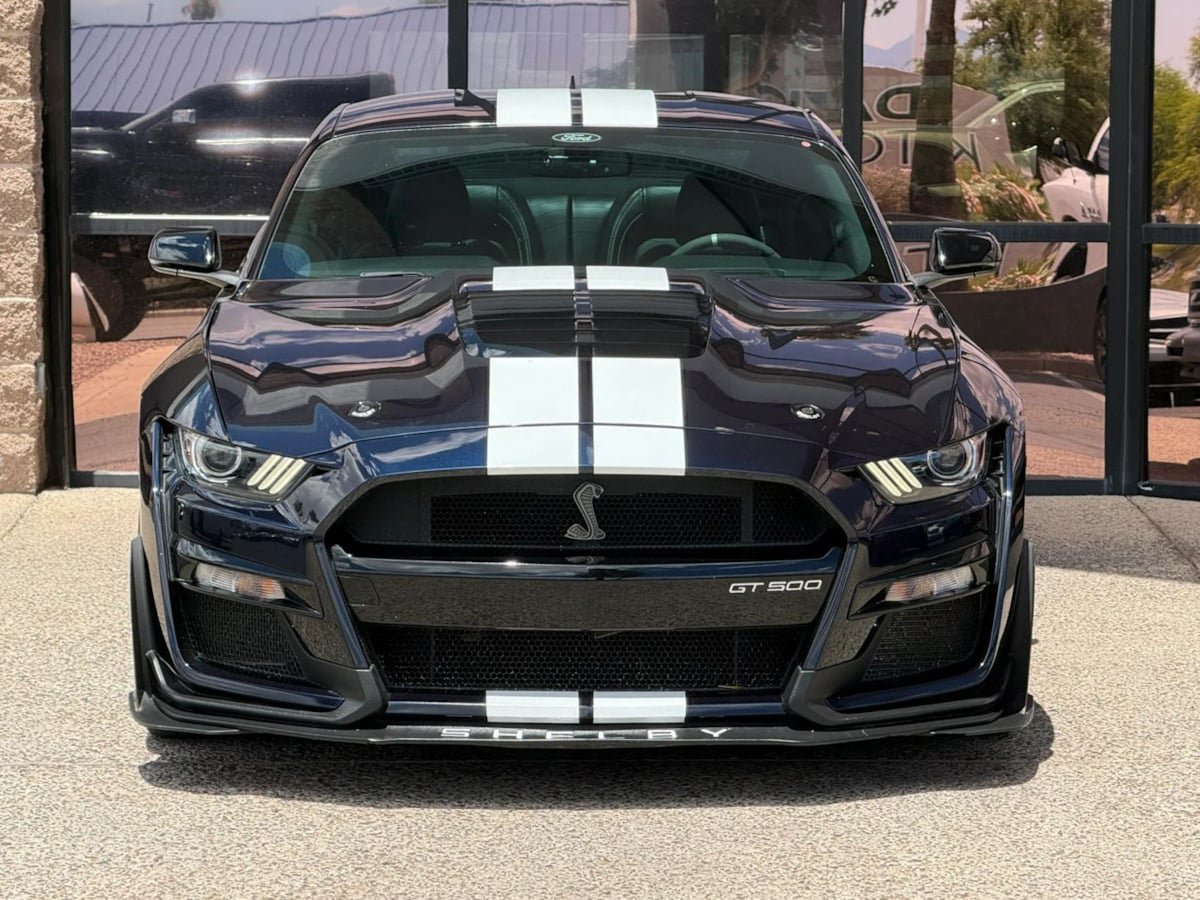 Used 2021 Ford Mustang Shelby GT500 w/ Technology Package RWD image 19