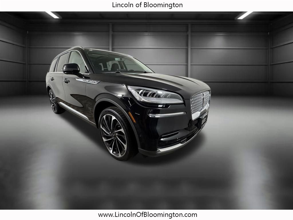 Certified 2022 Lincoln Aviator Reserve w/ Equipment Group 201A image 11