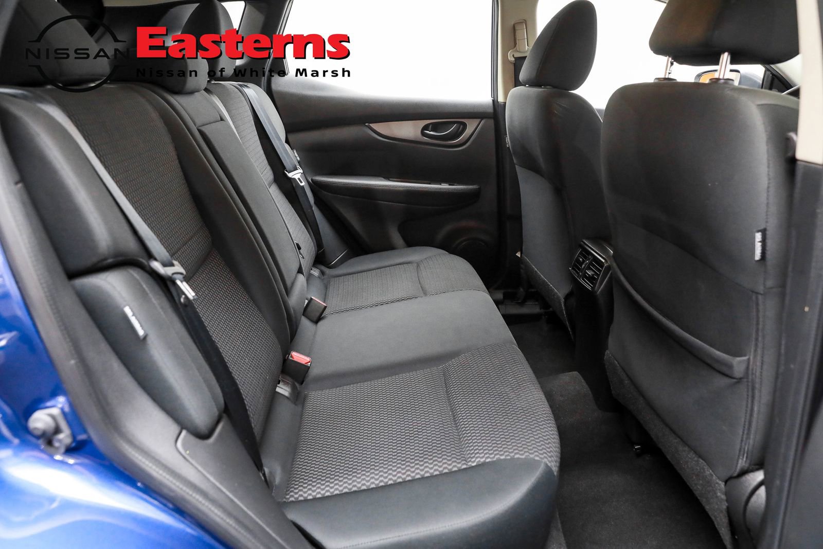 Used 2022 Nissan Rogue Sport S image 36