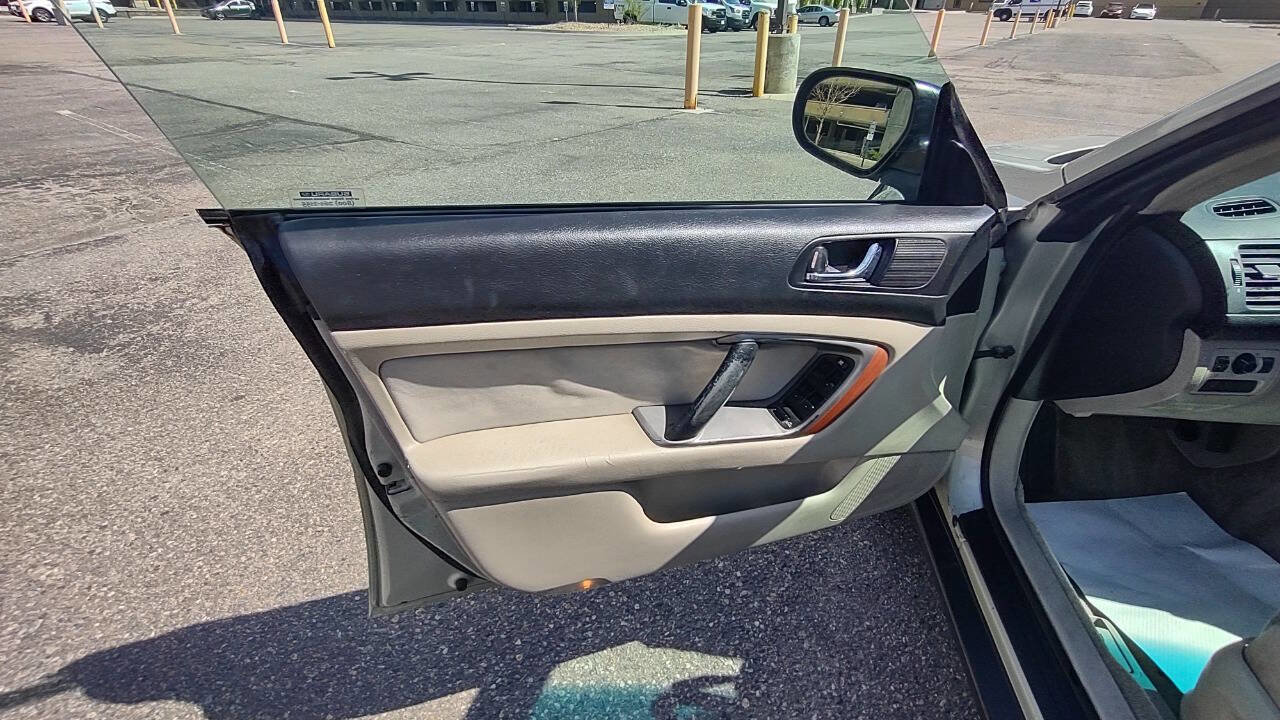 Used 2005 Subaru Outback 2.5i image 20