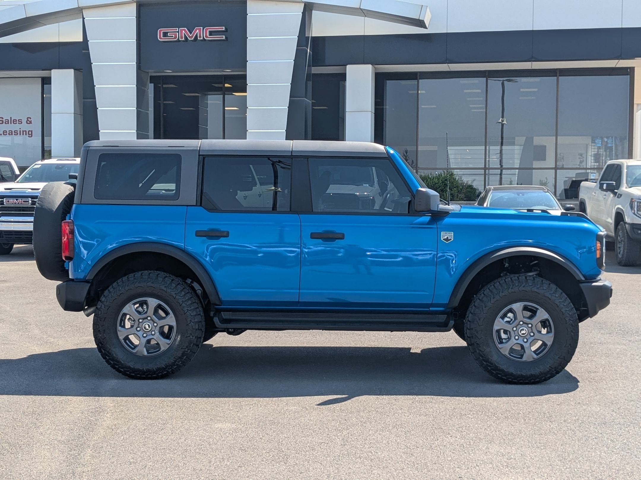 Used 2025 Ford Bronco Big Bend AWD/4WD image 6