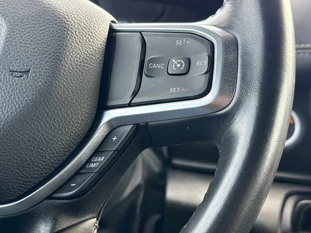 Used 2023 RAM 1500 Laramie AWD/4WD image 27