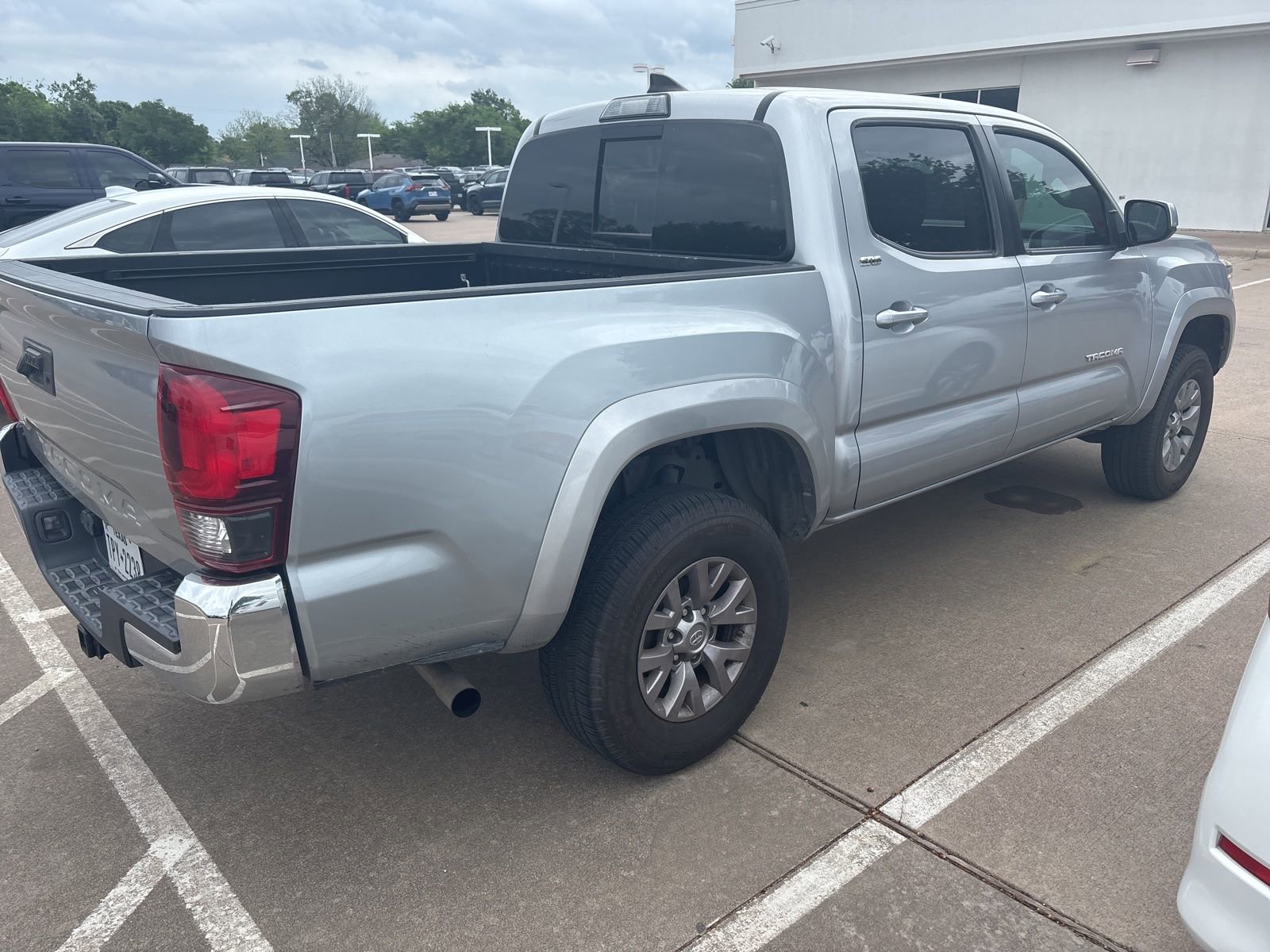 Used 2019 Toyota Tacoma SR5 image 5
